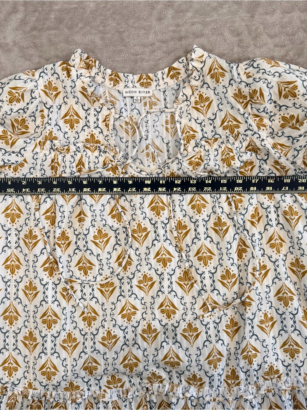 Moon River Mustard Yellow White Damask Print Tiered Short Sleeve Mini Dress Size - Picture 5 of 8